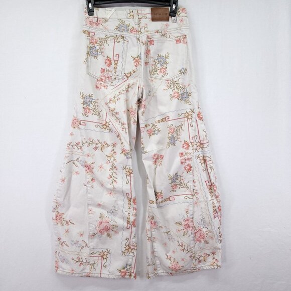 Free People Eden Printed High Slouchy Flare Jean Size 28 Floral Boho Button Fly - Picture 3 of 16